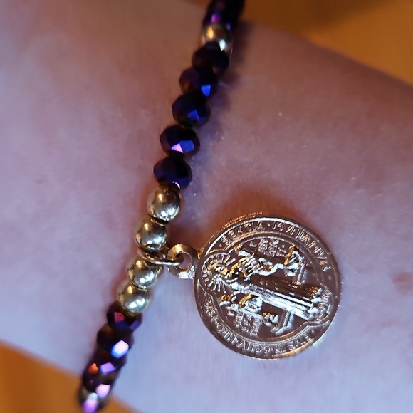 Elegant Purple and Gold Beaded Bracelet - Picture 4 of 4